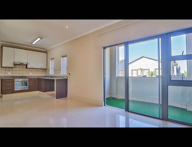 2 BEDROOM APARTMENT FOR SALE IN UMHLANGA RIDGE